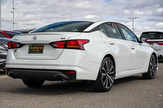 2022 nissan altima sr fwd