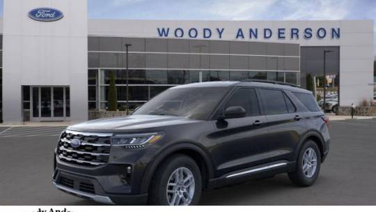 2025 Ford Explorer active