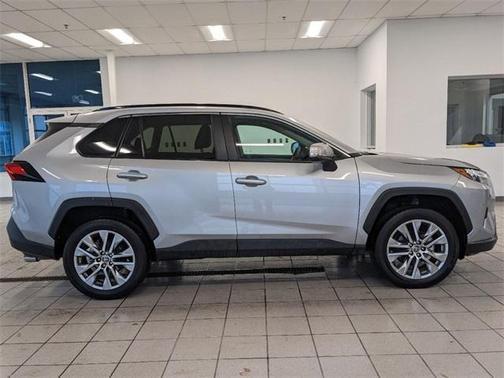 2022 toyota rav4 in minneapolis, minnesota