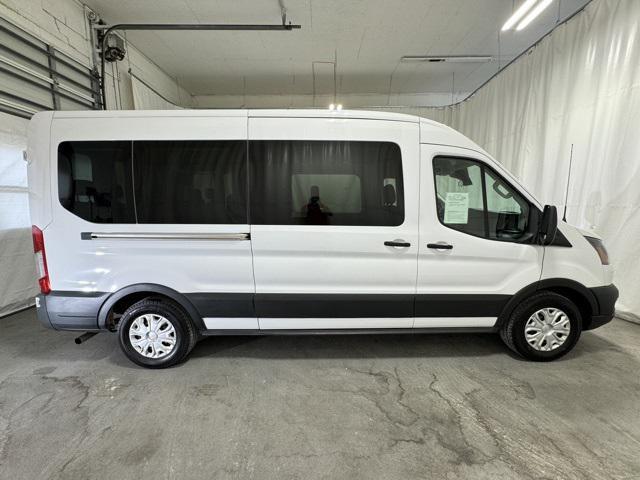 2023 ford transit-350 xl