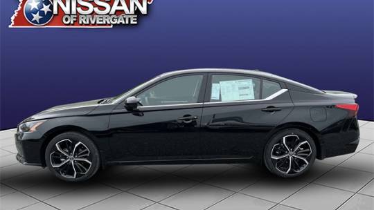 2024 Nissan Altima sr