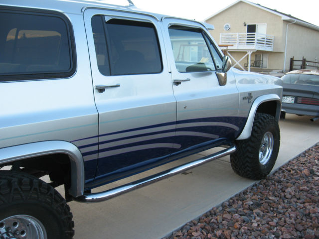 1984 chevy suburban 3/4 ton 4x4 454 big block custom paint