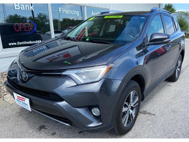 2018 toyota rav4 in des moines, iowa