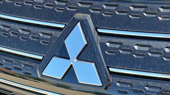 2024 Mitsubishi Outlander