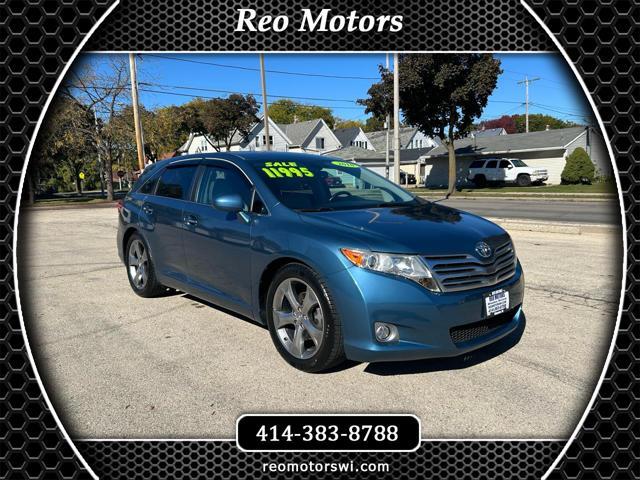 2010 toyota venza base