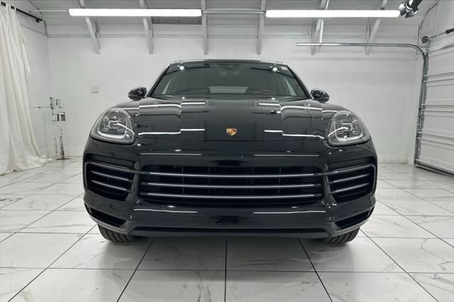 2022 porsche cayenne platinum edition