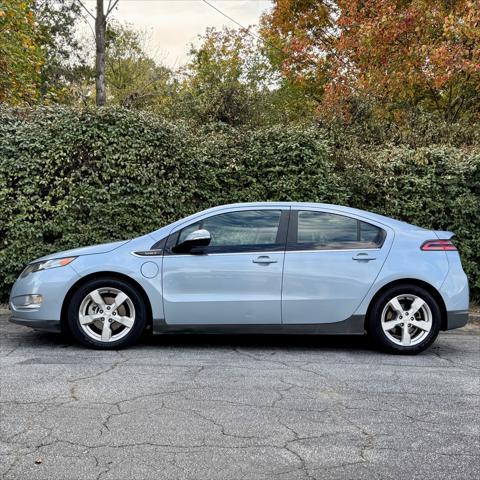 2013 chevrolet volt base