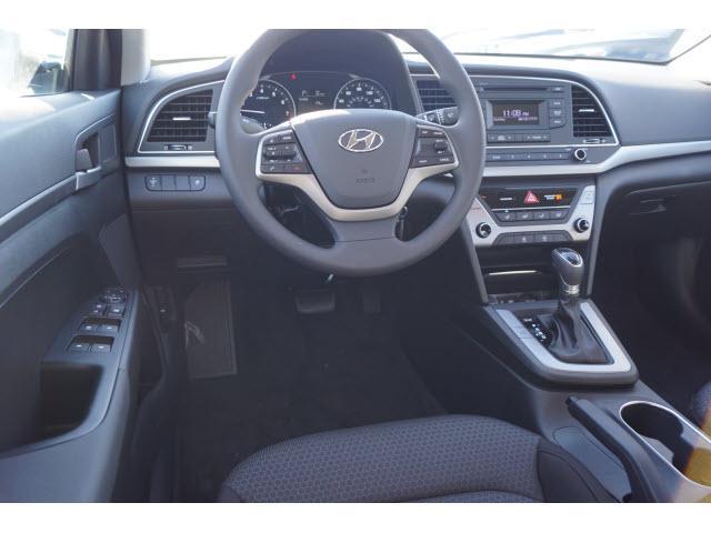 2018 hyundai elantra se se 4dr sedan 6m (us for sale in middletown, rhode island