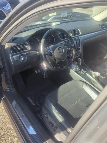 2017 volkswagen passat 1.8t r-line