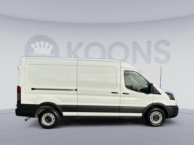 2023 ford transit-250 base