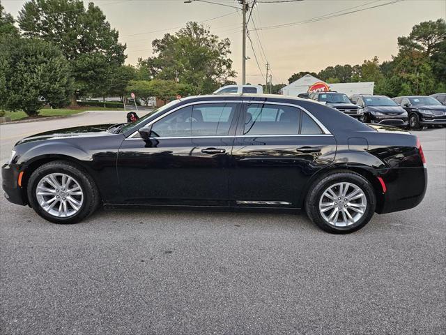 2017 chrysler 300 limited