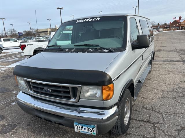 2005 ford e250 base