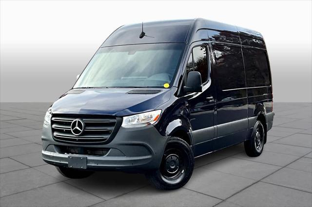 2021 mercedes-benz sprinter 2500 standard roof