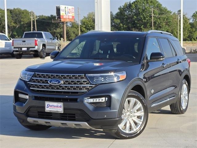 2022 ford explorer king ranch