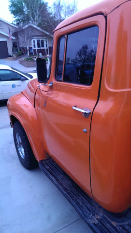 1956 ford f-100 truck