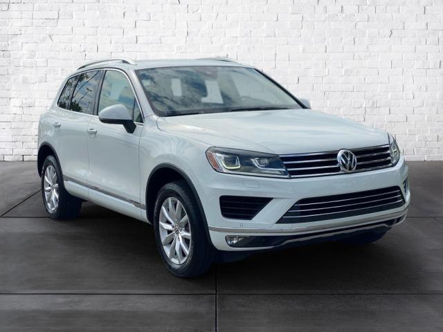 2017 volkswagen touareg v6 sport w/technology