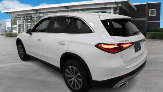 2025 Mercedes-Benz GLC