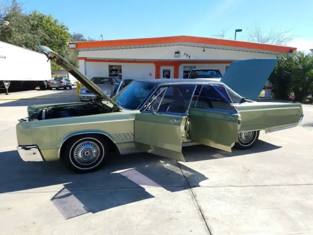 1968 chrysler 300 series 440-4 v8 ,4 door,all original, a/c,p/s,p/b, 85k miles!!