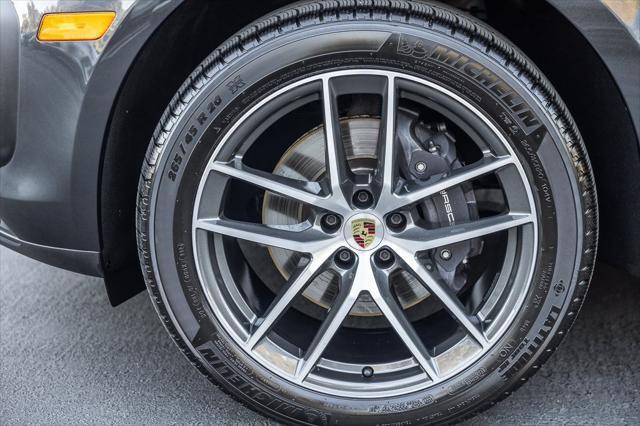 2024 porsche macan base