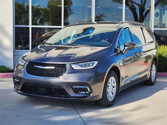 2022 chrysler pacifica touring-l