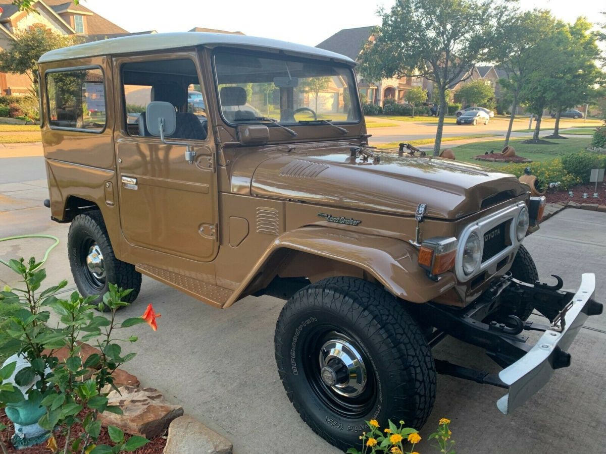 1977 toyota land cruiser, nice and powerfull 2f engine (refurbished), restored