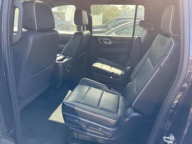 used 2023 chevrolet suburban premier