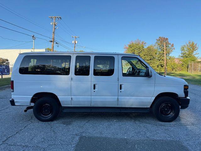 2014 ford e350 super duty xl