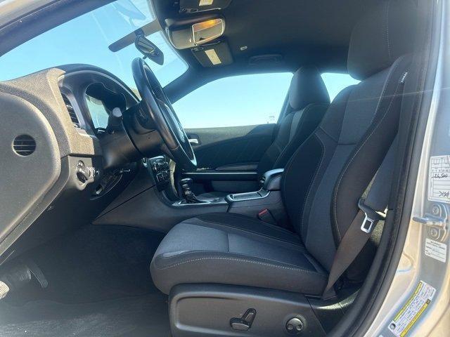 2022 dodge charger sxt