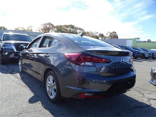 2020 hyundai elantra in northwoods, illinois