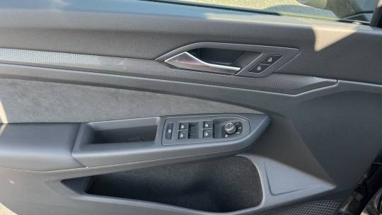 2024 Volkswagen Golf GTI 2.0t s