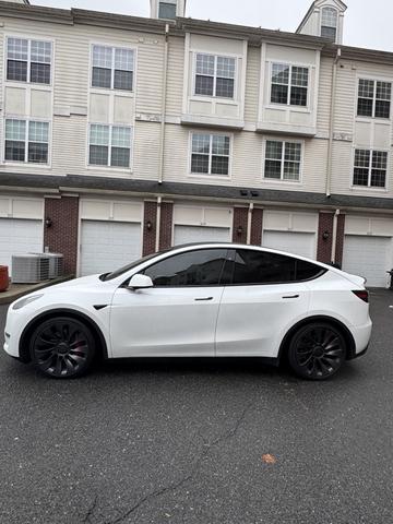 2024 tesla model y performance