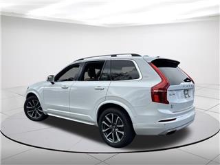 2017 Volvo XC90 t6 momentum