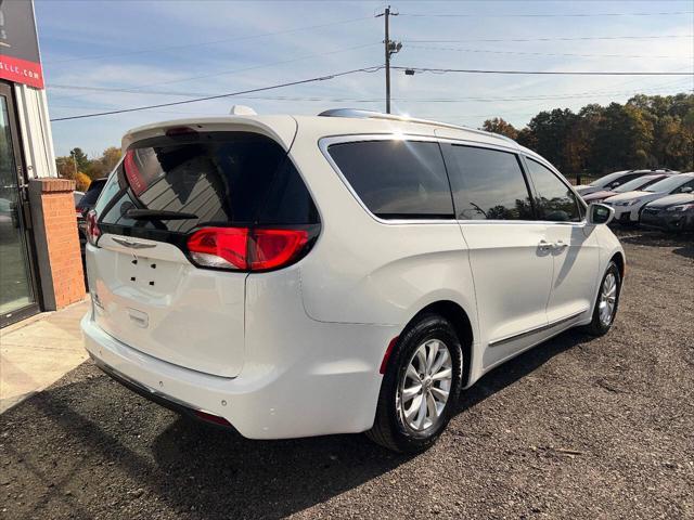 2018 chrysler pacifica touring-l