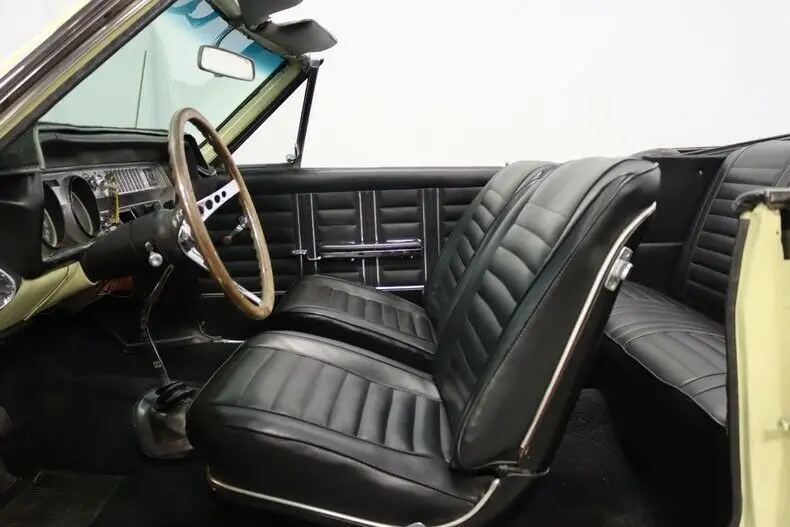 real 442! 400 v8, manual trans, cold factory a/c, power steering, great colors!