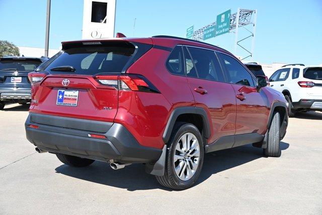 2021 toyota rav4 xle premium