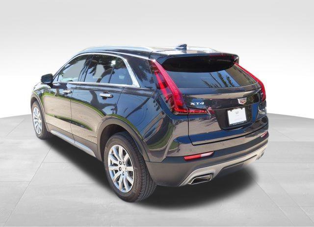 2023 cadillac xt4 premium luxury