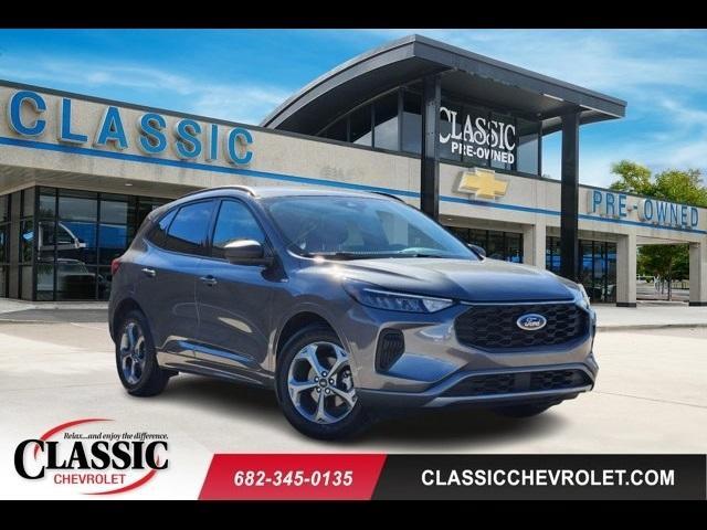 2023 ford escape st-line