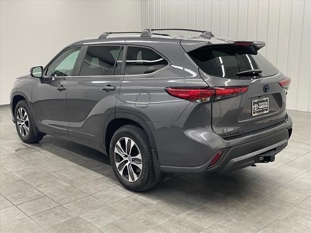 2023 toyota highlander hybrid xle