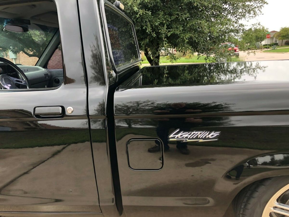 1989 ford ranger "lightning"