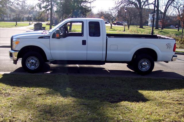 2015 ford f-250 4wd supercab 142'' lariat