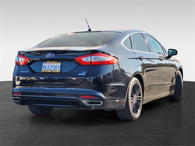2016 ford fusion se