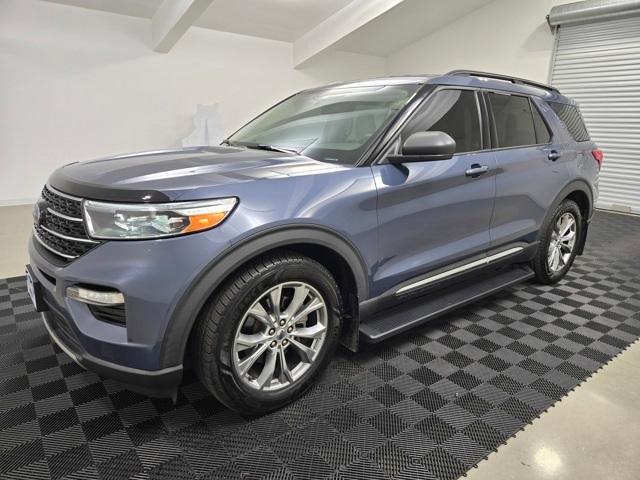 2021 ford explorer xlt