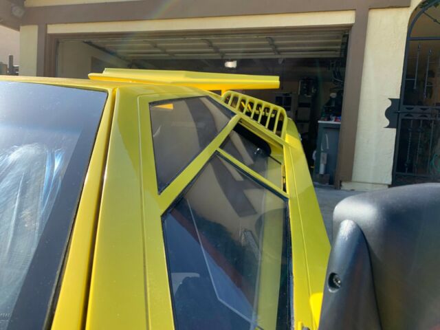 1986 lamborghini countach replica / kit car pontiac fiero