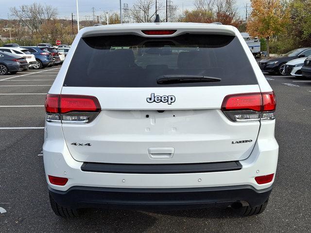 2022 jeep grand cherokee wk laredo