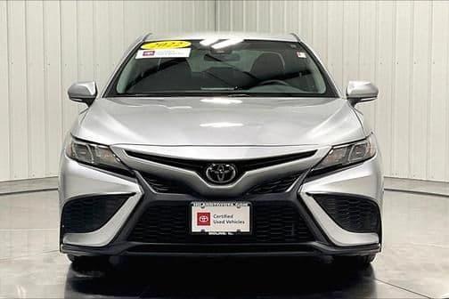 2022 toyota camry se in moline, illinois