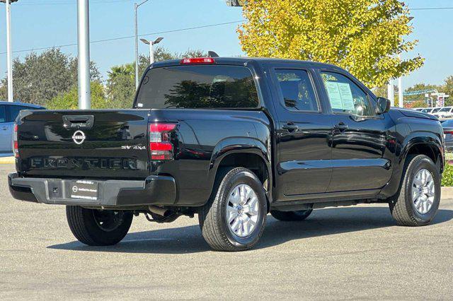2023 nissan frontier sv