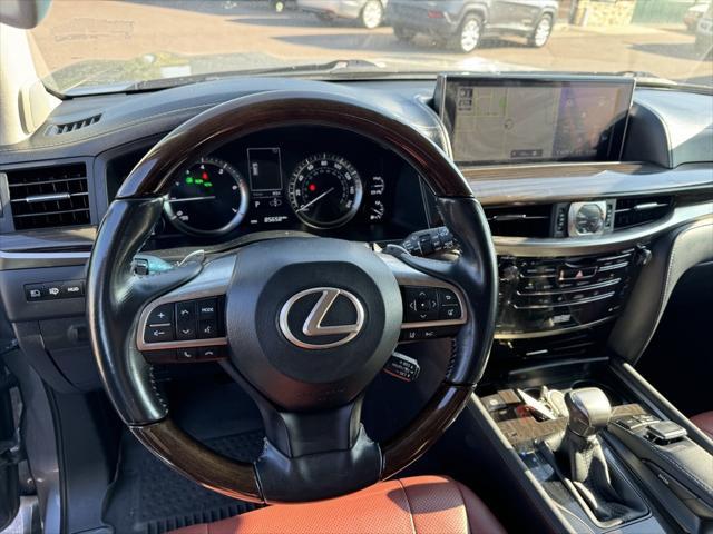 2017 lexus lx 570 base