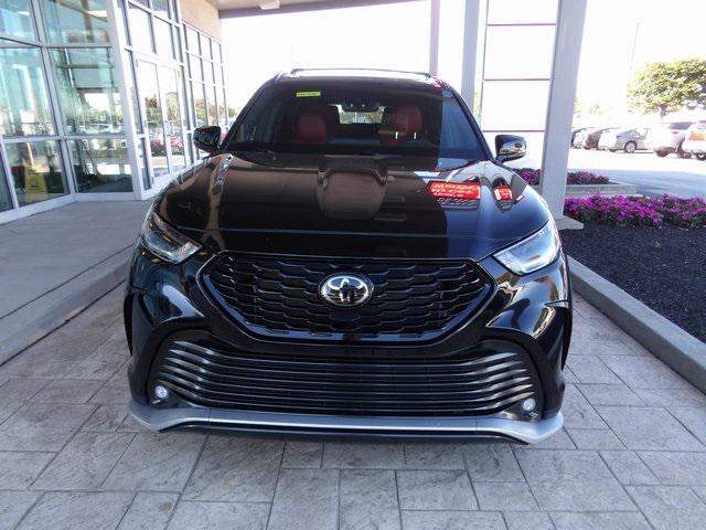 2022 toyota highlander xse