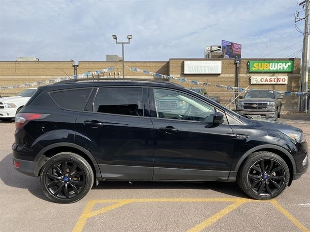 2017 ford escape se