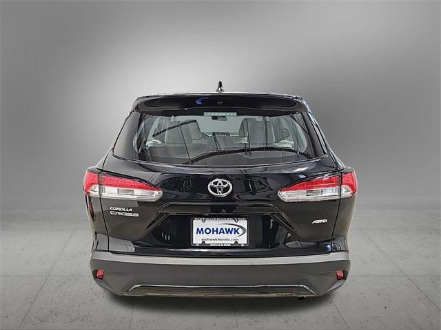 2022 toyota corolla cross l